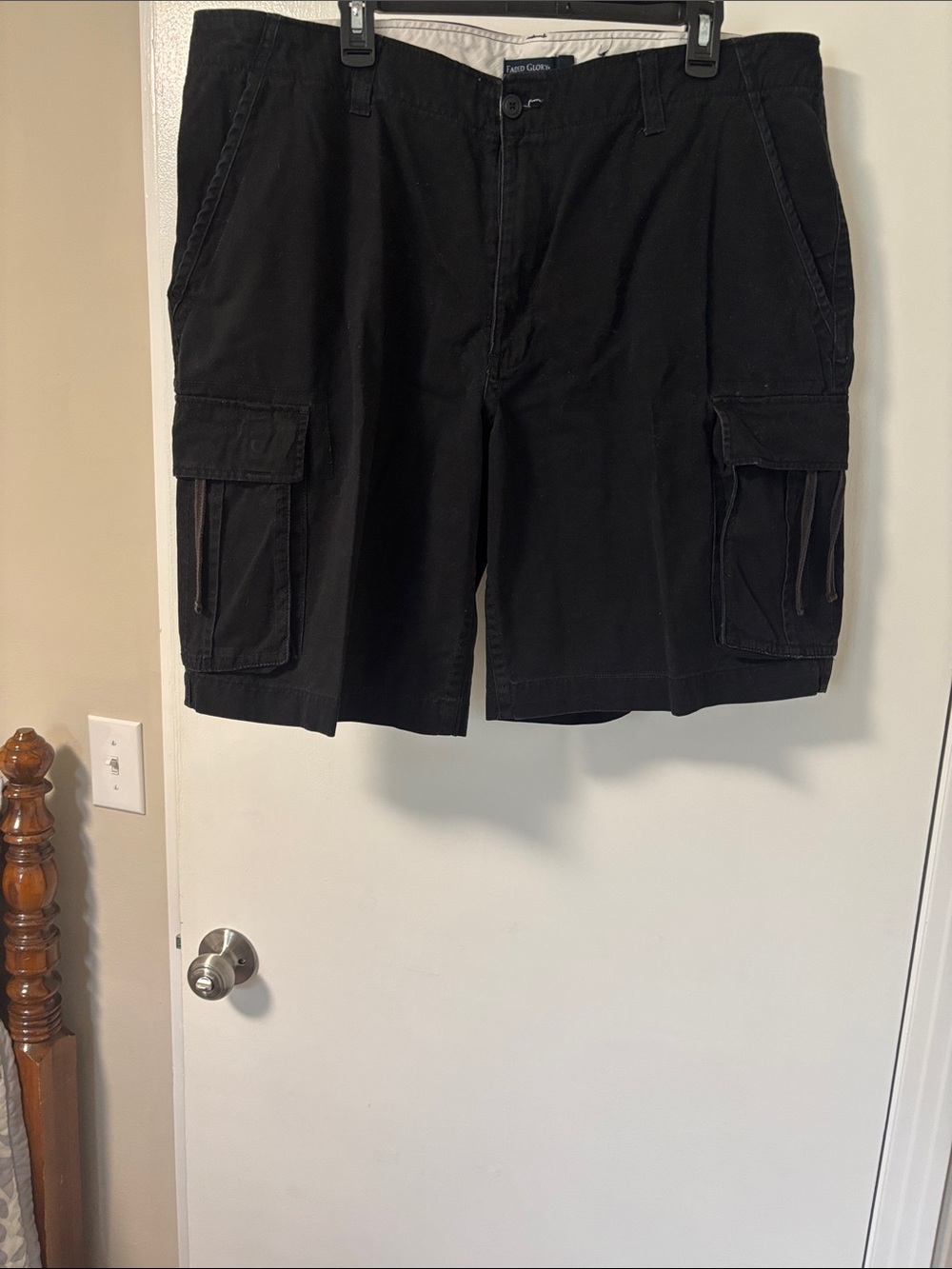 Faded Glory Black Men's Cargo Shorts with Utility Pockets